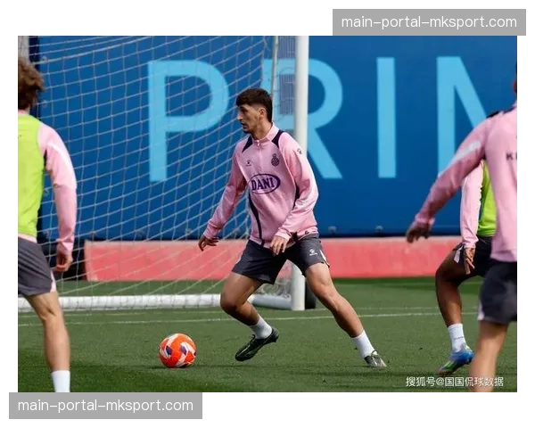 体能教练专访：揭秘西甲俱乐部在密集赛程中维持球员跑动强度的科学方案