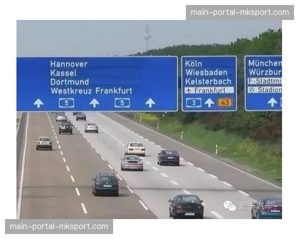 为提升安全,UCI考虑修改规则,限制下坡速度与队车跟随距离 为提升安全,UCI考虑修改规则,限制下坡速度与队车跟随距离