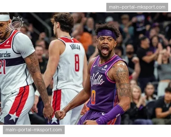 攻防失序:尼克斯末节崩盘暴露的篮板保护与轮换问题 攻防失序:尼克斯末节崩盘暴露的篮板保护与轮换问题